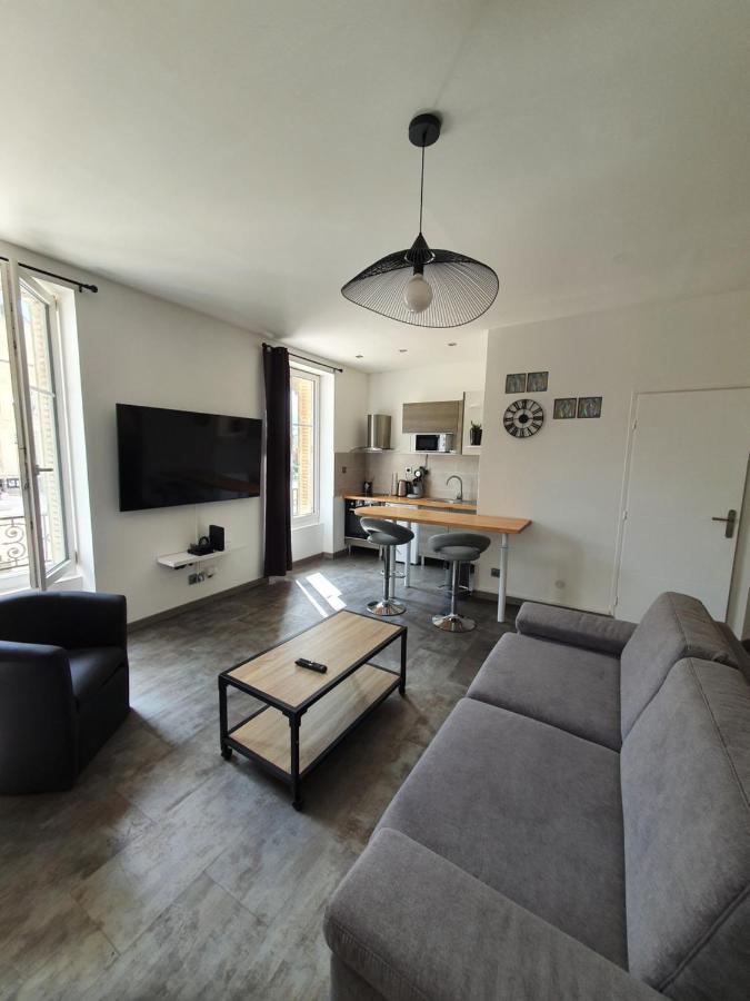 Studio De L'Hotel De Ville Charleville-Mézières Екстериор снимка